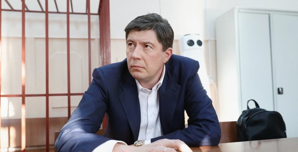 Суд признал банкротом экс-бенефициара банка «Югра» Хотина